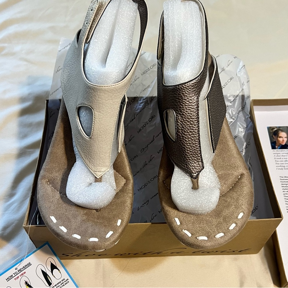 Modzori Reversible Women's Sandals in Cream or Brown Size 11